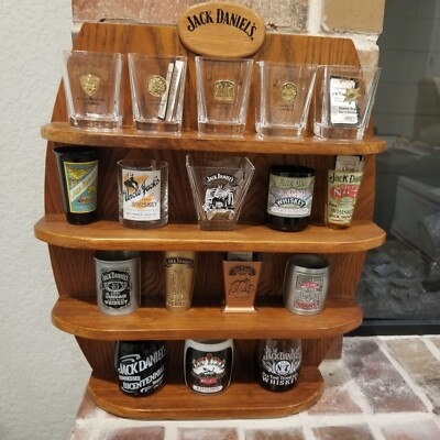 VTG 2002 Jack Daniels Legends of Lynchburg Shot Glass Set (17) &Wooden Display.