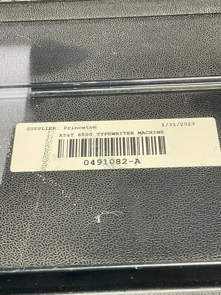 AT&T 6500 Typewriter 🖨️ Black | 115V, 0.5A – For Parts or Repair - Image 3 of 4