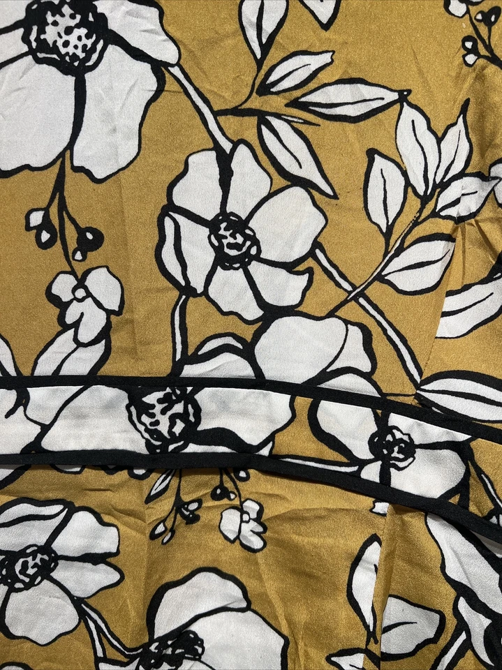 Motherhood Maternity yellow Floral Maternity Top shirt sleeve shirt medium - Image 2 of 4