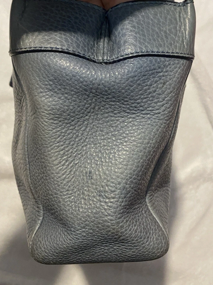 Cartera mediana vintage TOD’S Lite de cuero granulado azul usada Foto 2 de 4