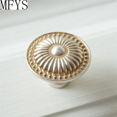 vintage dresser knobs Rustic Drawer Pulls Antique Bronze Cabinet Pull Knob kitchen or door Floral Drawer Knobs in Brushed
