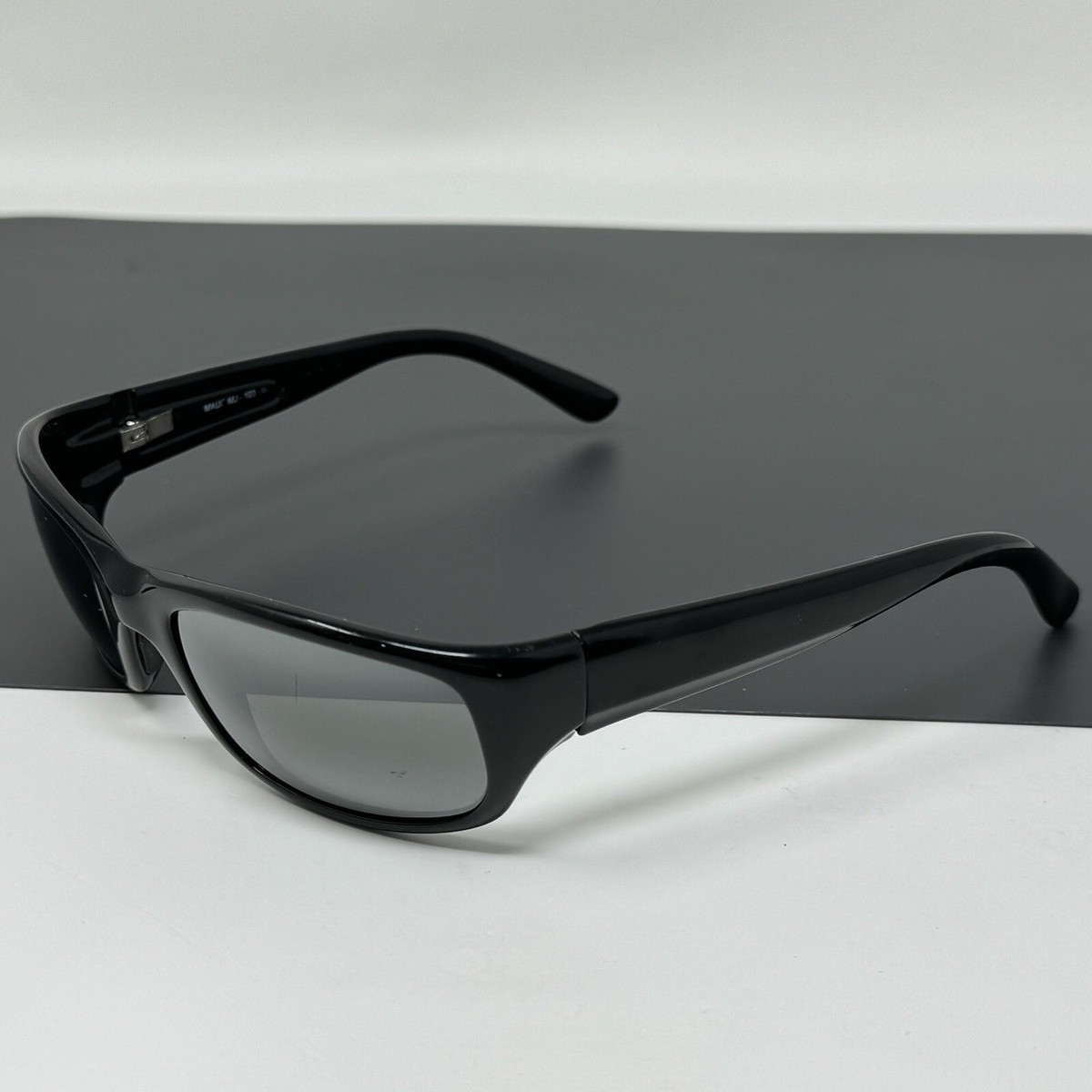 Maui Jim Mj-103-02 Sunglasses Mens Black Wrap Gray Lens 55  display picture 3
