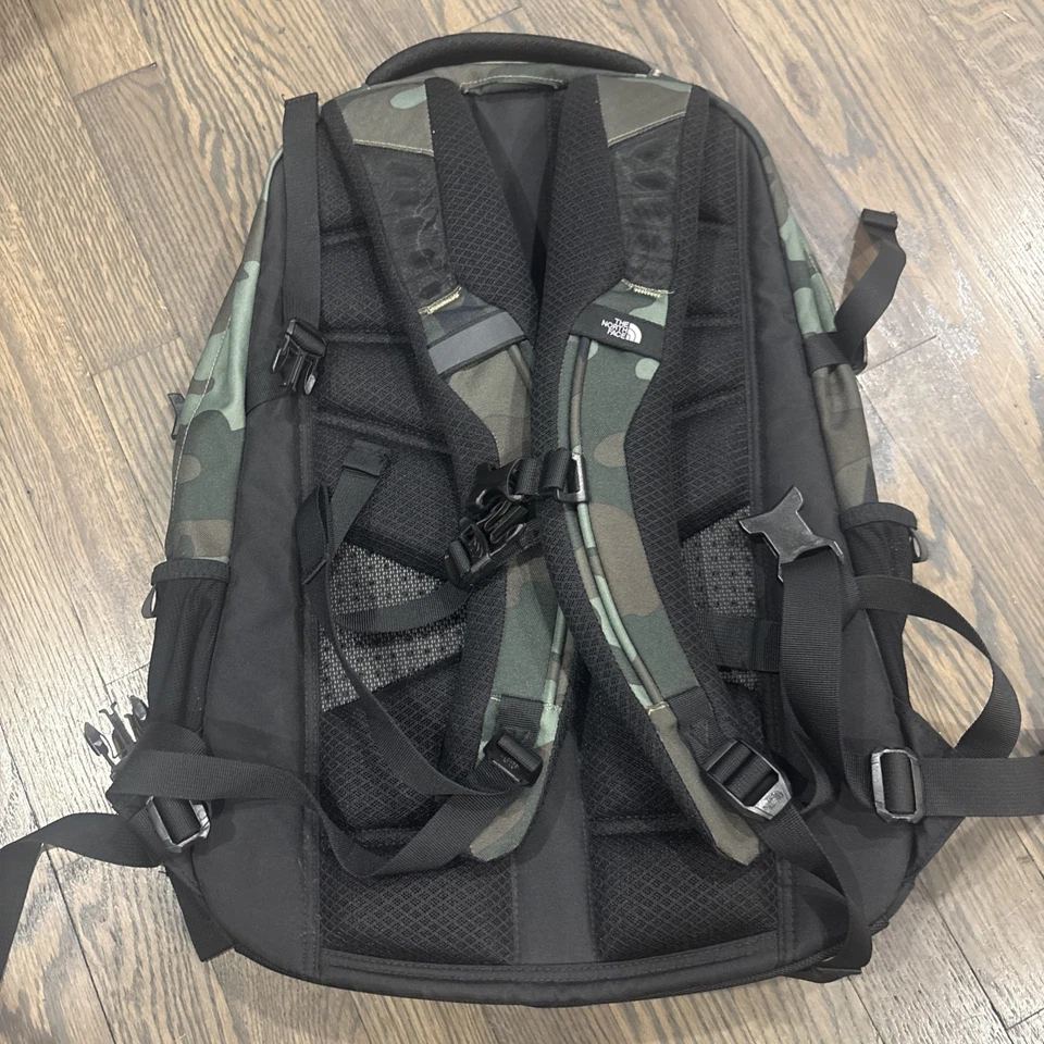 Mochila para portátil The North Face unisex Borealis camuflada nueva con etiqueta Foto 2 de 4