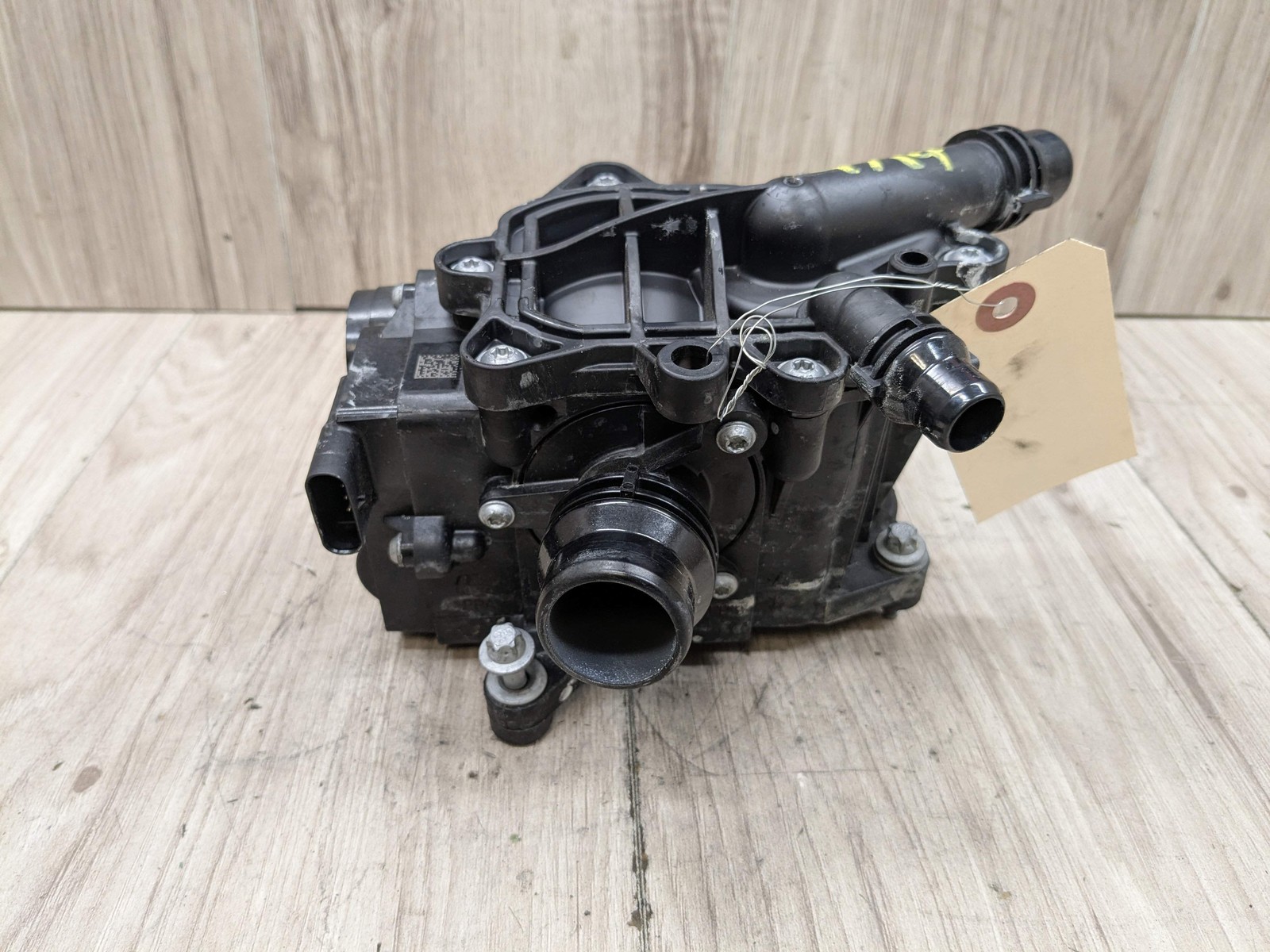 OEM BMW F22 F30 F32 F36 G01 G30 Engine B46 Motor Heat Coolant Thermostat Module