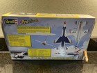 Revell Pro Finish F-16 Thunderbirds Skill 2 Model Kit — photo 4