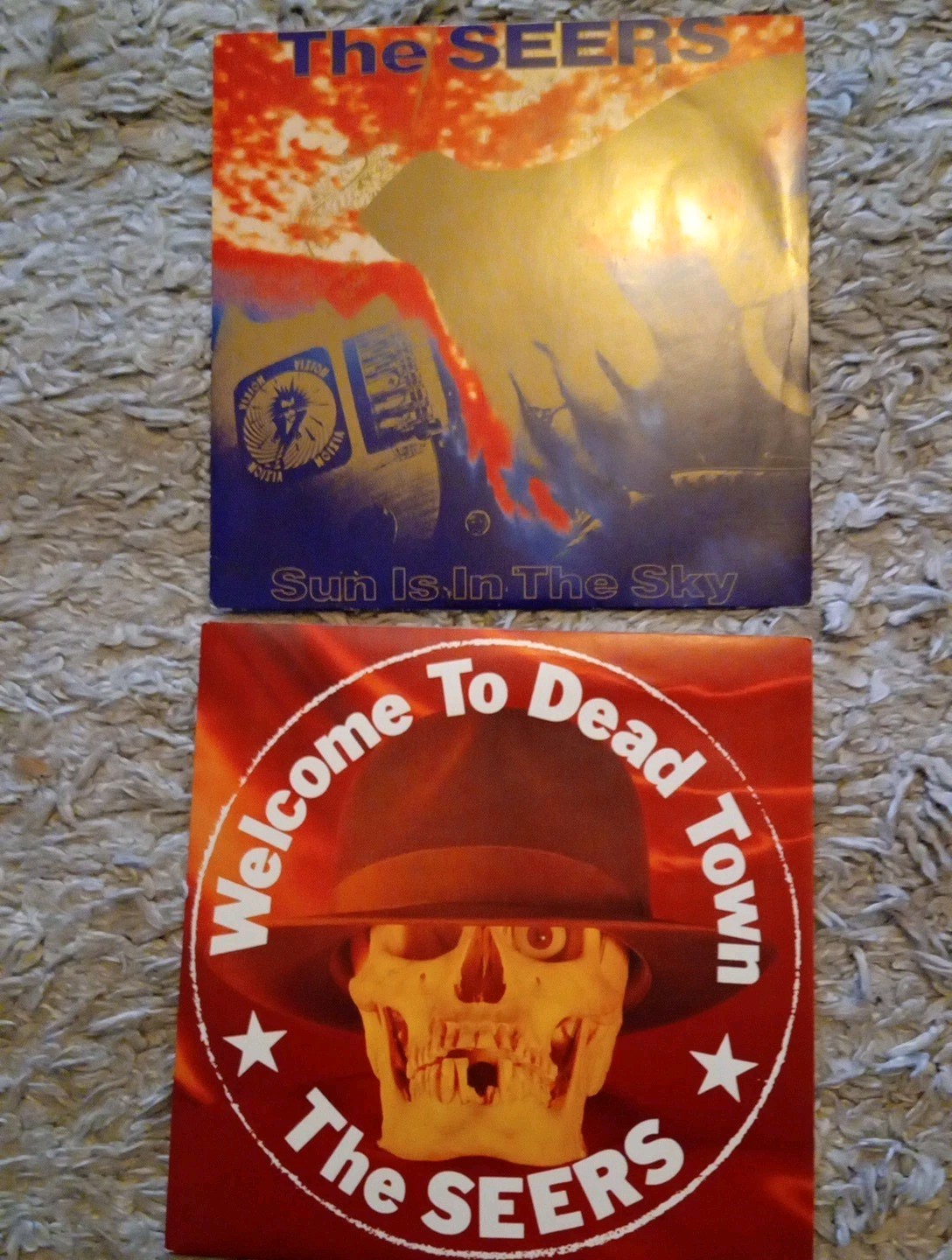 The Seers - Welcome To Dead Town & Sun Is In The Sky  7"" Vinyl Singles