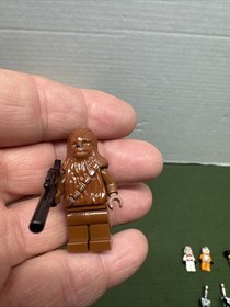 LEGO Starwars: Chewbacca Han Solo Princess Leia  & Nagar Vebb minifigs