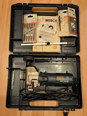 Pendelhubstichsäge - BOSCH GST 80 PE + Koffer + Anschlag/Kreisschneider + Zubehö