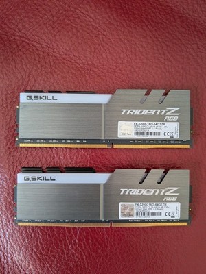 Crucial Trident Z RGB 64GB (2x32GB) 3200 MHz DDR4 RAM
