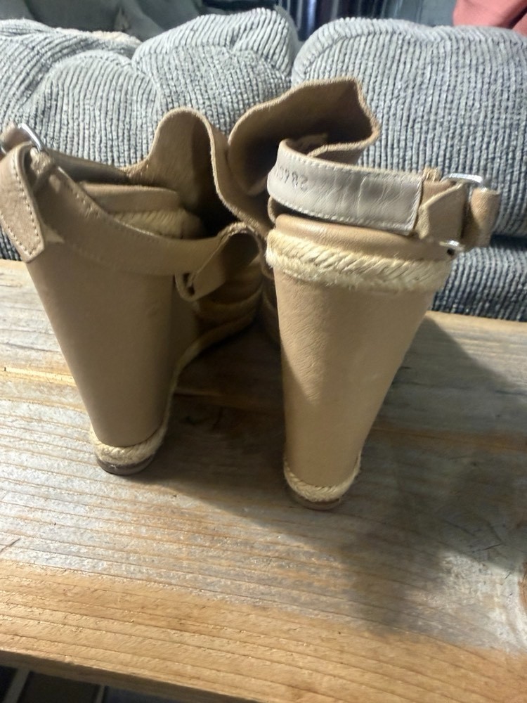 Balenciaga Paris Wedge in GLOVE LIKE soft beige leather thumbnail 11