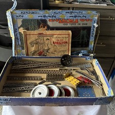 Vintage Erector Set A.C. Gilbert Metal Construction Toy Original Box 1938wmanual