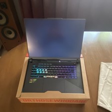 ASUS ROG Strix G16 16" FHD 165 Hz AMD Ryzen 9 8940HX 16GB 1TB RTX 5070 Ti