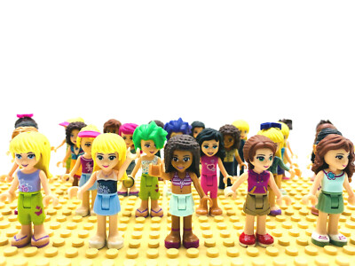 Lego  Friends Figuren Minifiguren 8 Stück inkl. Kopfbedeckung NEU wertig