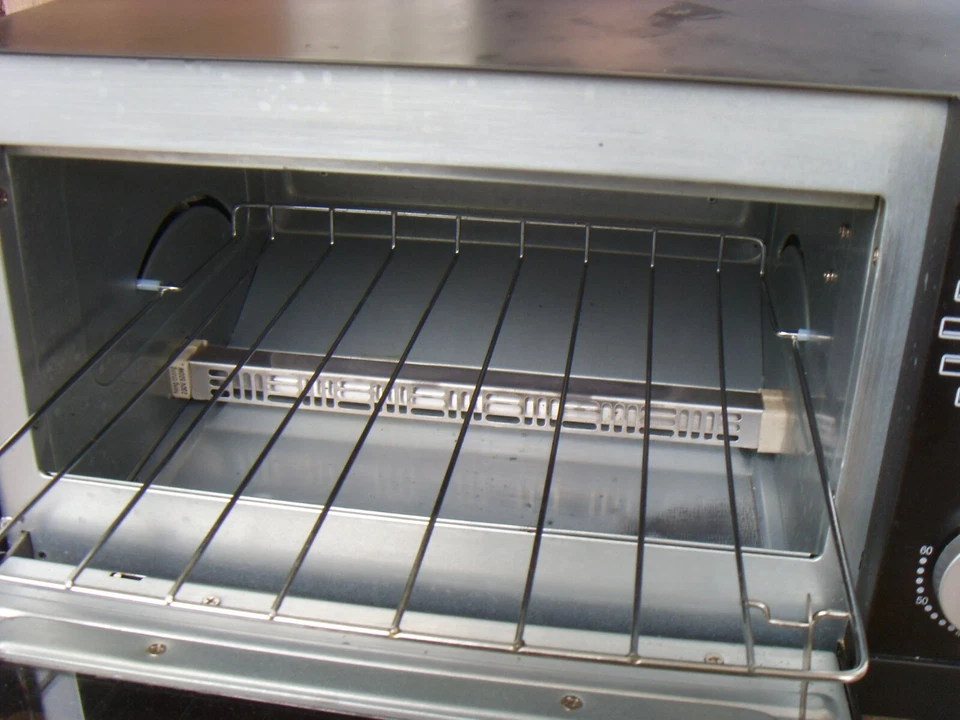 Clatronic MPO 3520 Mini Ofen, 1000 W, 12l - Bild 4 von 4