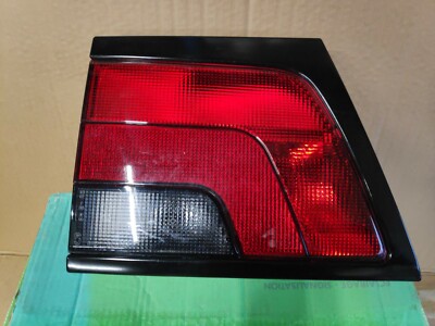 Peugeot 806 - Dep 6/94 - Rücklicht Kofferraumdeckel links hinten - Valeo 086326 Neu