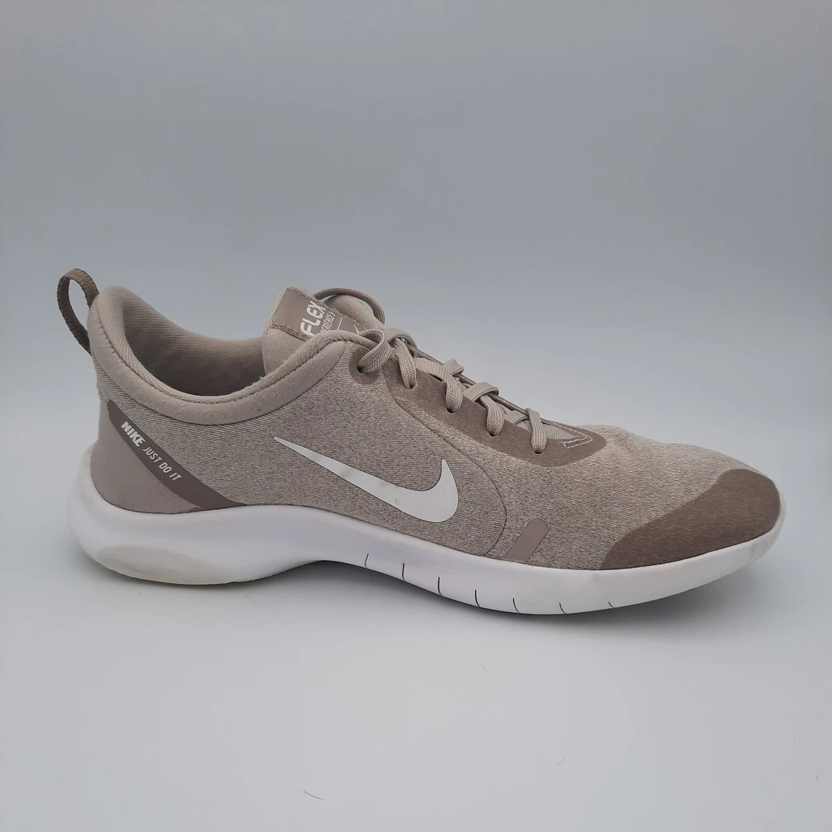 Nike flex experience 8 beige sales
