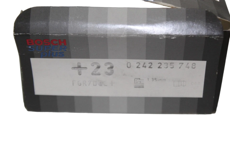 Kit 4 bujías para VW Passat B5 Peugeot 306 405 605 0242235748 Foto 2 de 3