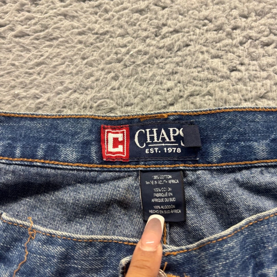 Vintage Chaps Jeans Mens 36x32 Blue Medium Wash Cotton Loose Carpenter Baggy - Image 3 of 4