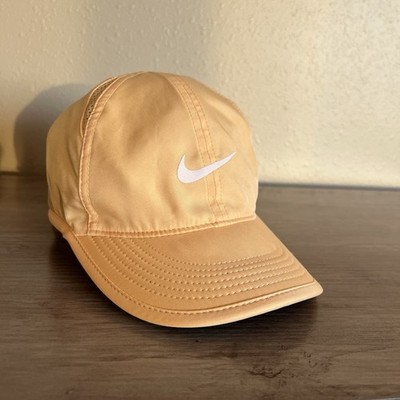 Nike Womens Featherlight Hat DRI-FIT Adjustable Tennis Baseball Celestial Gold