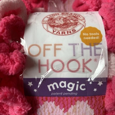 Lion Brand  Off The Hook  Magic  Lot Of 5 Skeins Each 3.3oz/95gm Heart # 500