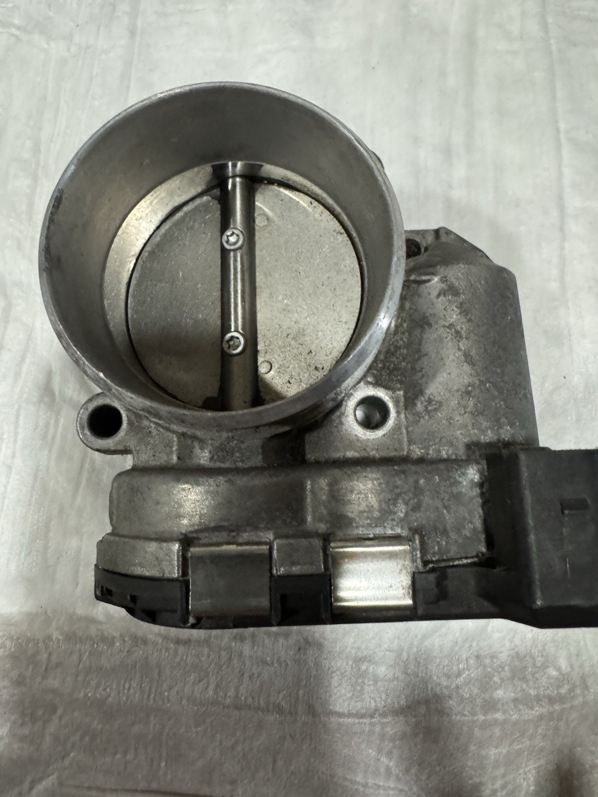 2006-2012 BENTLEY CONTINENTAL GTC LEFT OR RIGHT THROTTLE BODY INTAKE VALVE OEM