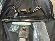 Diamond Archery By Bowtech Infinite 305  New With Accessories Excellent!