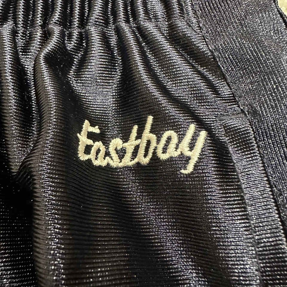Pantalones de chándal vintage East Bay para hombre medio deslumbrante brillante satinado 1990 Tear Away Y2K Foto 2 de 4