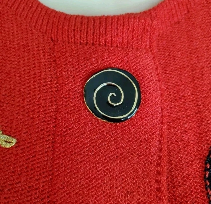 Vestido midi vintage Steve factoryant Neiman Marcus anos 80 anos 90 vermelho preto pregas de botão - Imagem 3 de 4