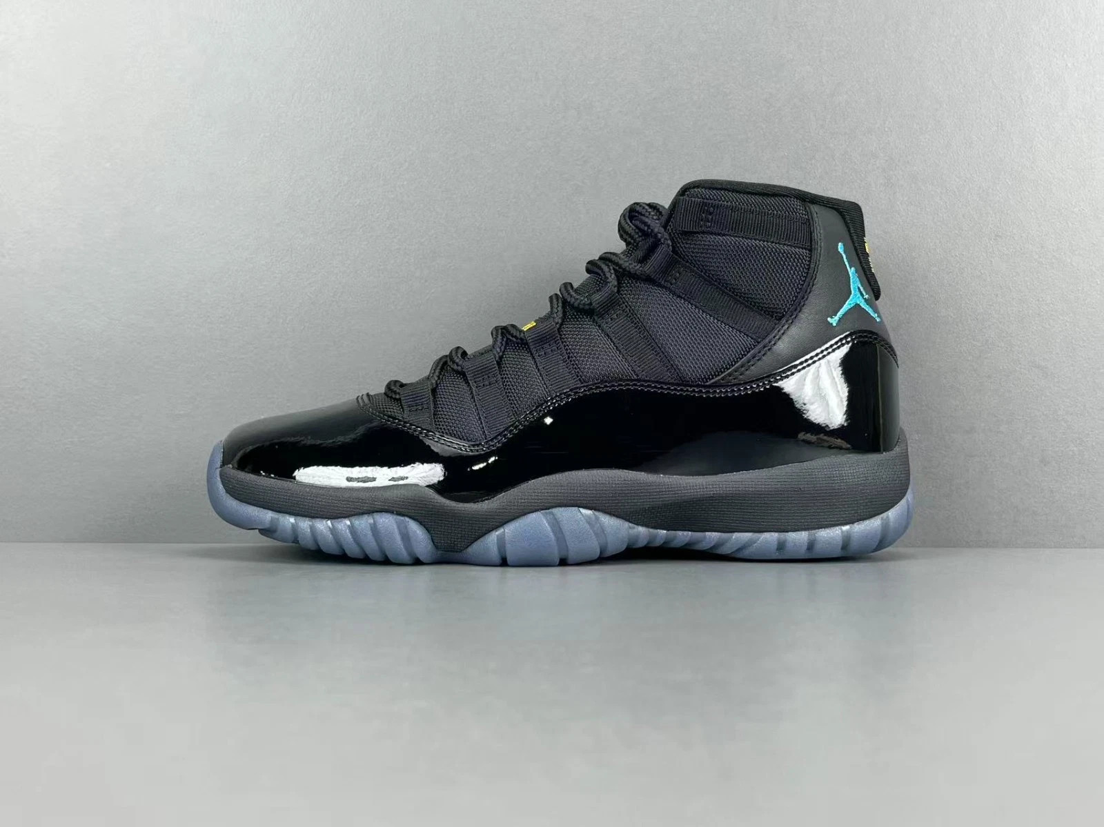Men's  Air Jordan 11 Retro "GAMMA BLUE"- CT8012-017