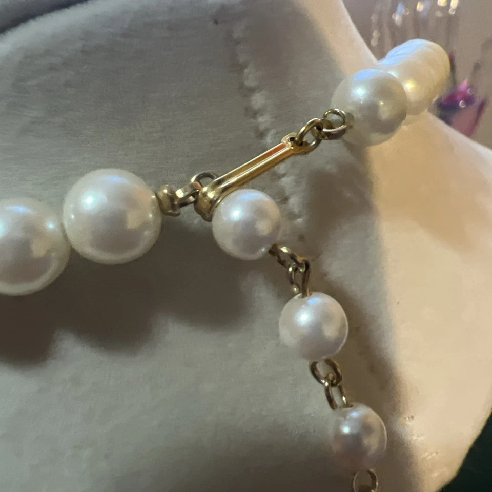 Vtg Signed Marvella Pearl Rhinestone Gold tone Choker Necklace Hook Clasp - Image 3 of 4