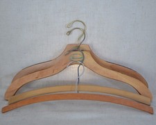 Vintage Wooden Suit Coat Hangers Lot of 4 2 Fa onnable French Luxury 2 Blank