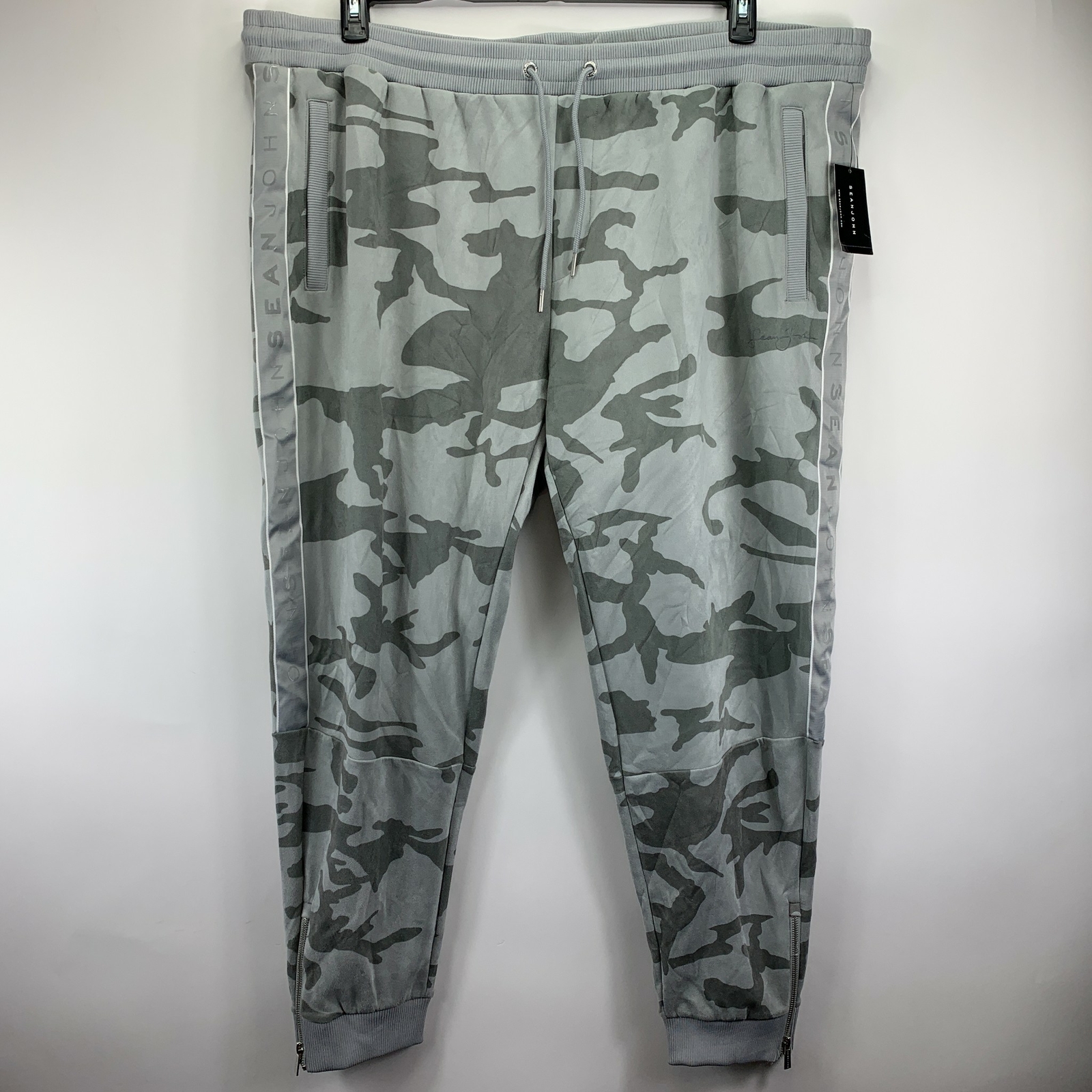 sean john camo pants