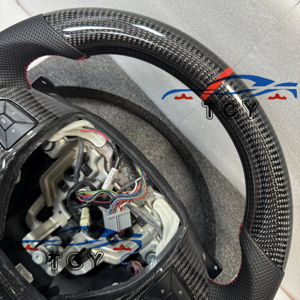 Volante de fibra de carbono apto para Ford Edge Explorer Taurus 2015-2020 Foto 2 de 4