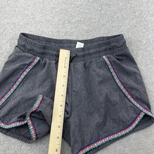 Athleta Girl Shorts L 12 Gray Embroidered Inseam 4" Stretch Running Gym Walking - Picture 7 of 12