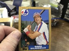 1987 Topps Baseball DANN BILARDELLO FROM VENDING # 577