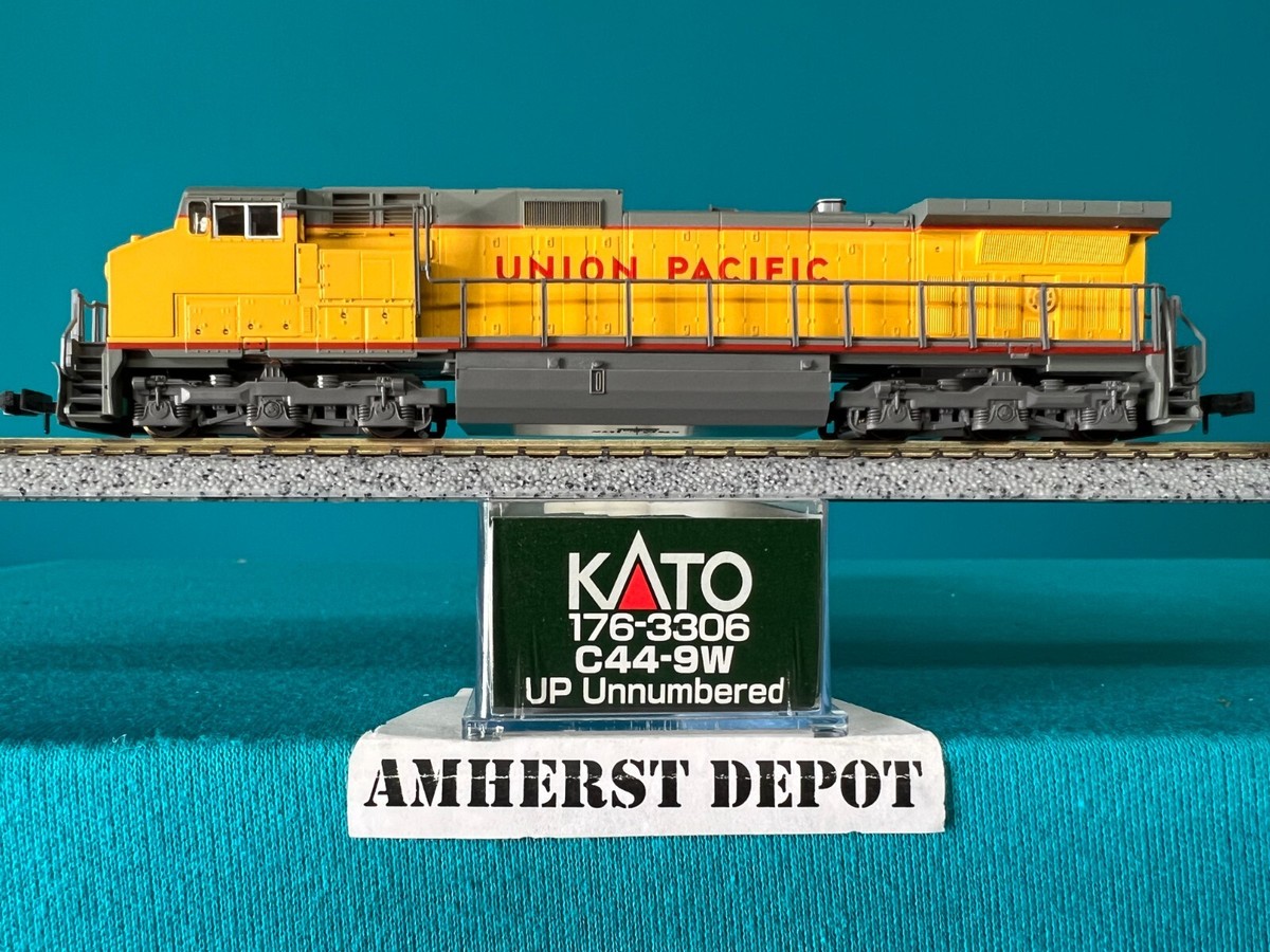 176-3306 Kato C44-9W Union Pacific Locomotive DCC Ready N Scale UP