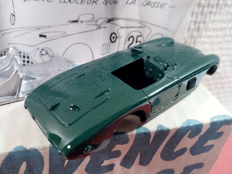 1-43 Aston Martin DB3 Spider Le Mans '52 #25 Resin kit prepainted Provence - Immagine 3 di 4
