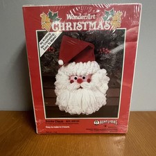 Vintage WonderArt Christmas Santa Claus Wall Hanging Kit Aunt Lydia's 1991 USA N