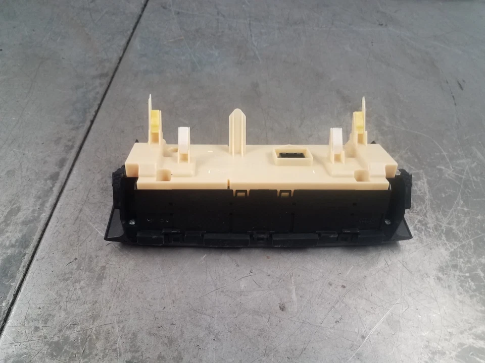 2017 Lexus RC-F RC F Climate Control Panel #6056 - Image 4 of 4