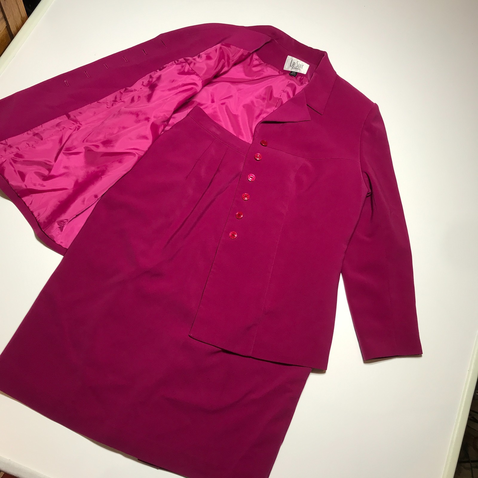 Le Suit Two Piece Womens 14W Purple Lined Blazer Jacket & Pencil Skirt *Stain*