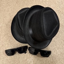 Blues Brothers 2 Black Hats And Sunglasses Halloween Costume Lot