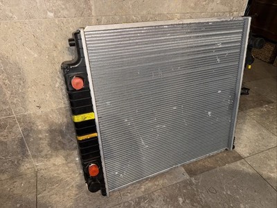 Spectra Premium Industries Inc OEM CU2952 Complete Automotive Radiator NOB
