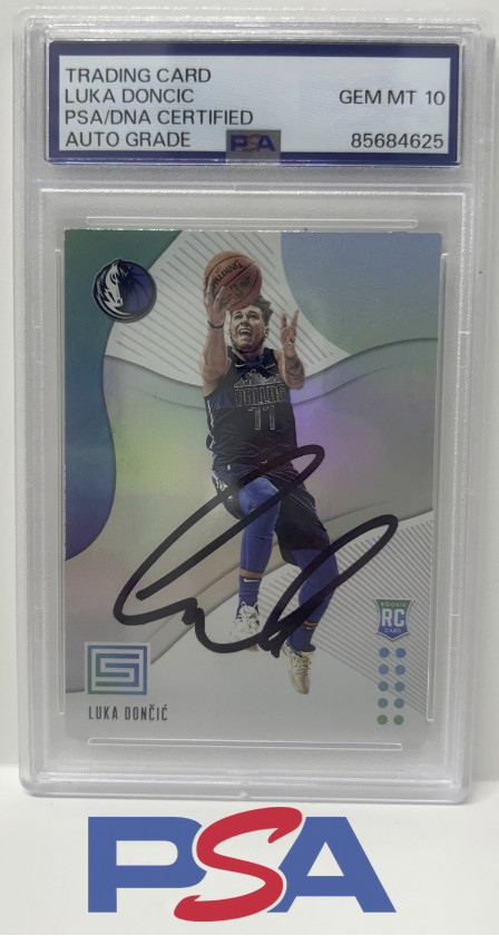 2018 Luka Doncic Rookie Panini Status Auto Signed Card Lakers PSA/DNA Gem Mt 10