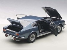 1/18 Autoart Aston Martin V8 Vantage Chicester blue