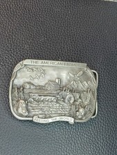 VINTAGE 1983 THE AMERICAN FARMER FEEDING THE WORLD BELT BUCKLE 31 