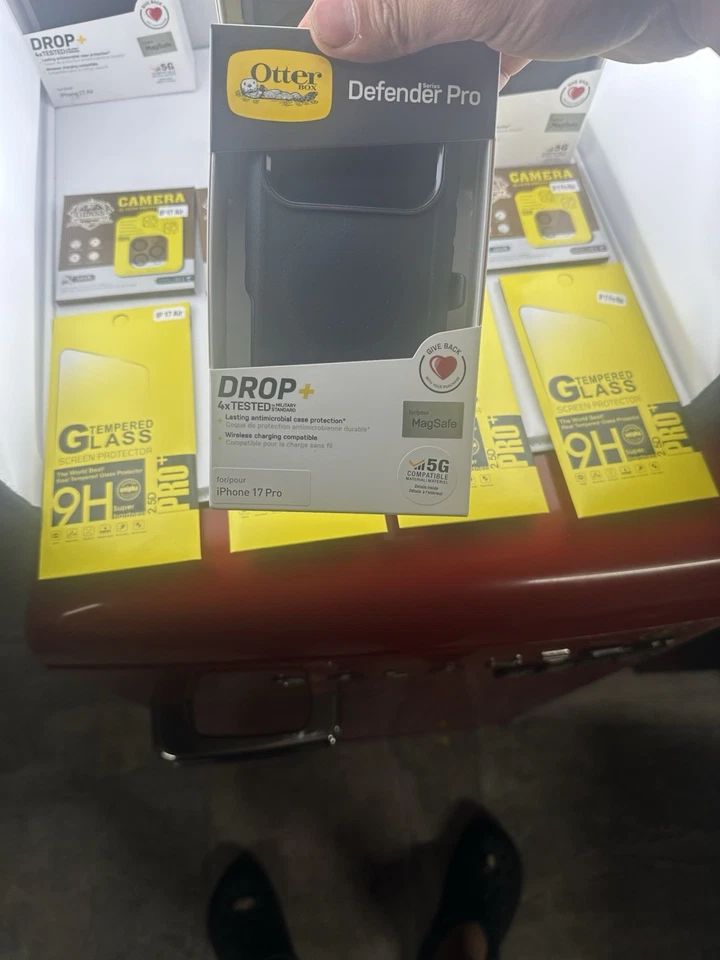 Funda Defender Pro para iPhone 17/17 Pro/Pro Max con MagSafe + Funda Foto 4 de 4