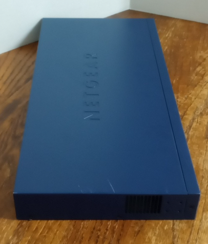 24-portowy gigabitowy przełącznik zarządzany Netgear ProSafe GS724T v3 – sprawdzony - Zdjęcie 8 z 20