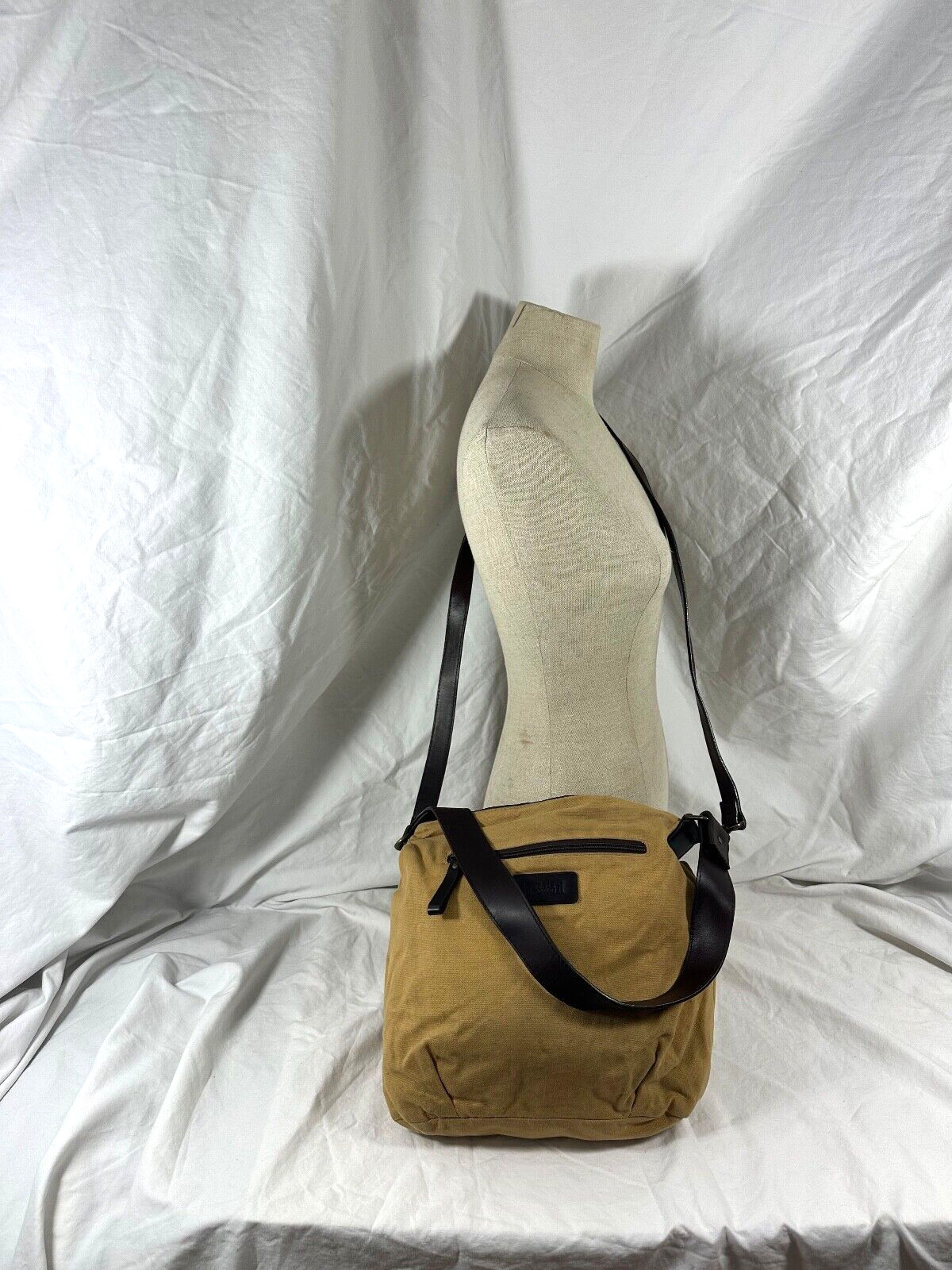 Genuine vintage DULUTH canvas and brown leather messenger bag crossbody