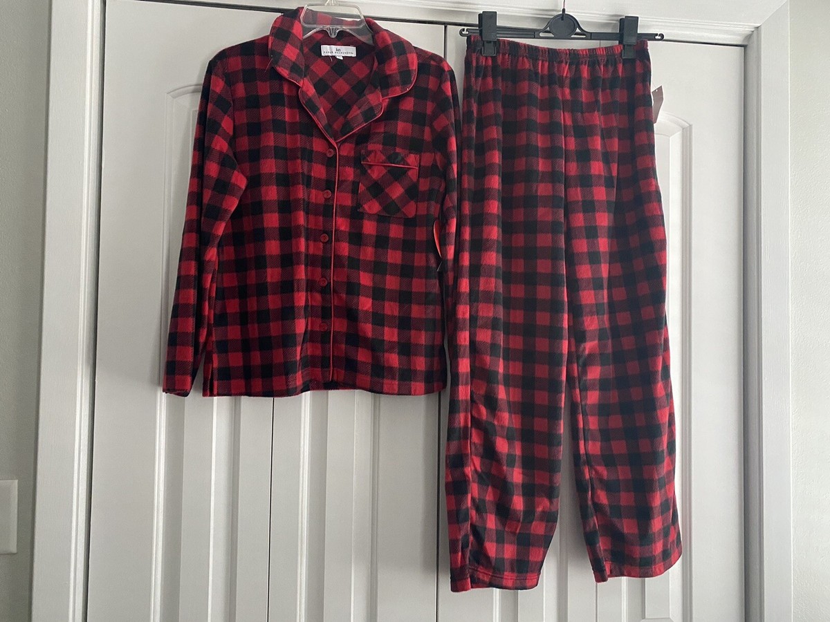 NWT Karen Neuburger Size S Red Black Buffalo Check Plaid Fleece