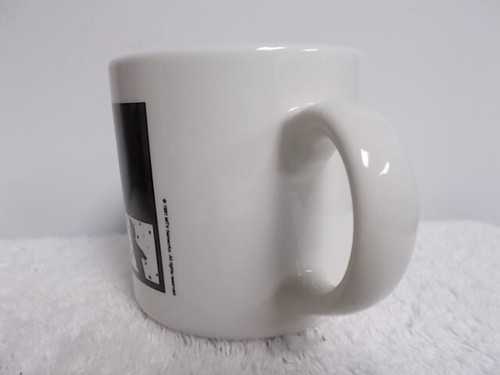 Vintage 1991 Club MTV Music Television White Black Coffee Mug Heat Activated - Picture 4 of 6